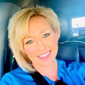 Meet your Posher, Casey